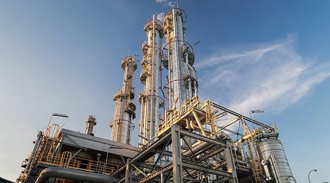 How_oil__gas_refineries_can_improve_sampling_accuracy.jpg
